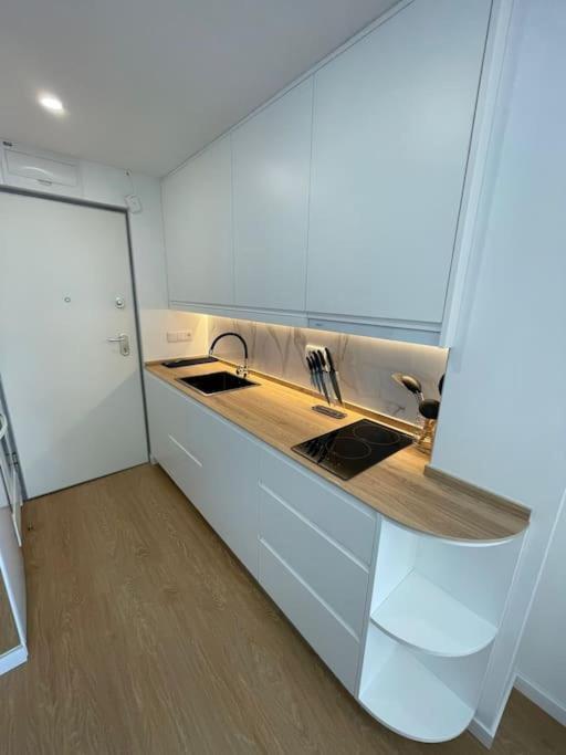 Glamour Suite Con Vistas Panoramicas Mar Y Montana توريمولينوس المظهر الخارجي الصورة
